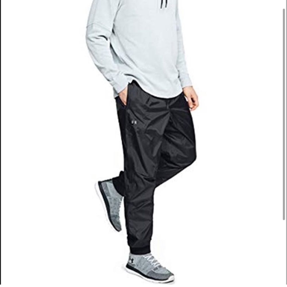 Under-armor black wind breaker pants. Worn once